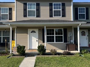55 Lobo Ln, Inwood, WV 25428