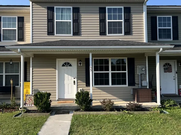 55 Lobo Ln, Inwood, WV 25428