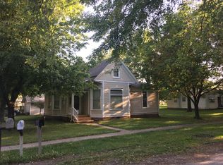 203 N Ballard St, Burlington Junction, MO 64428