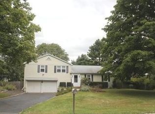 21 Fairview Dr E, Basking Ridge, NJ 07920