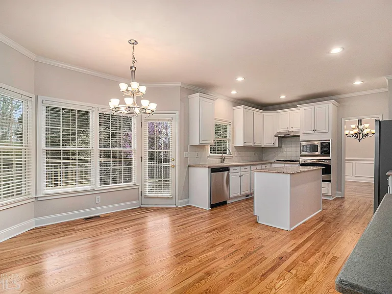 592 Kenion Forest Way — Photo 9