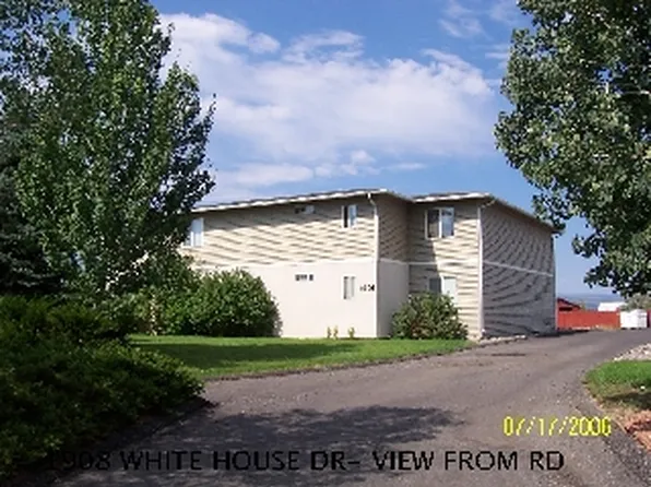 1920 White House Dr APT B, Montrose, CO 81401