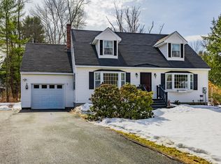 6 Wyeth Farm Cir, West Lebanon, NH 03784