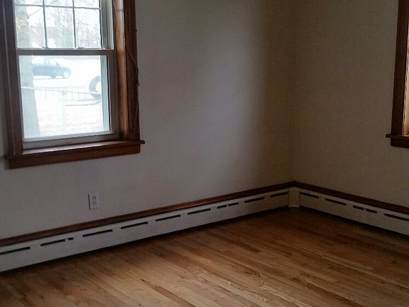 bedroom 1_12102014