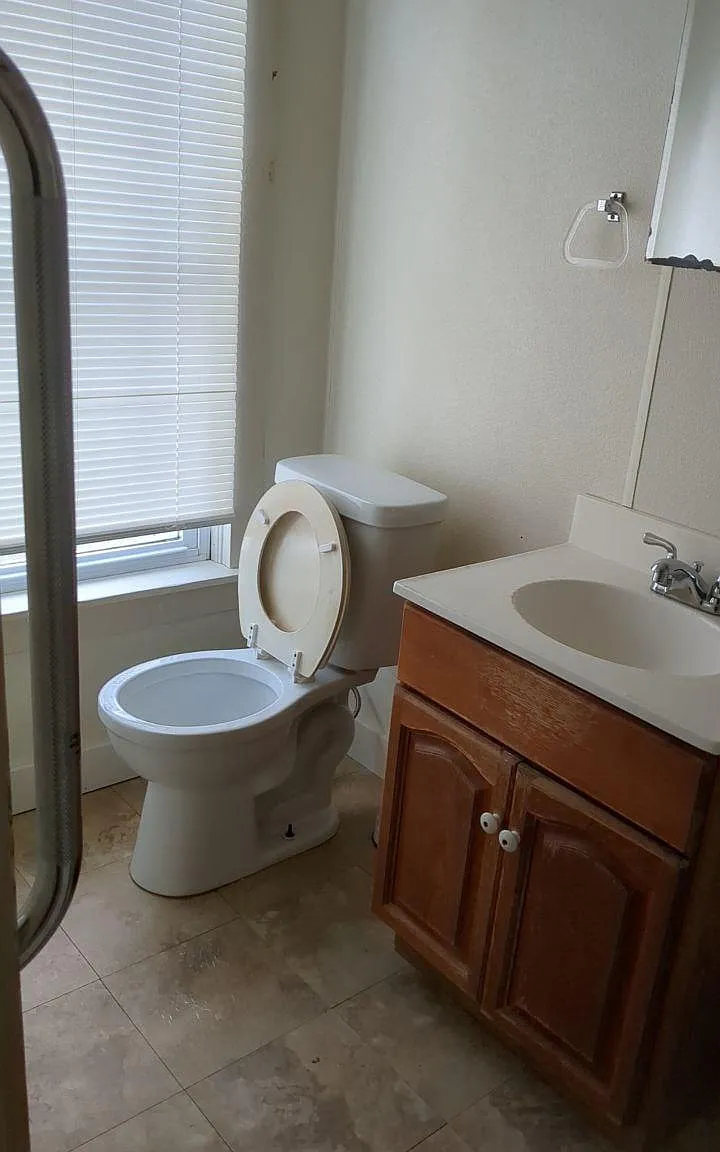 1 bed, 750 sqft, $1,400 — Photo 3