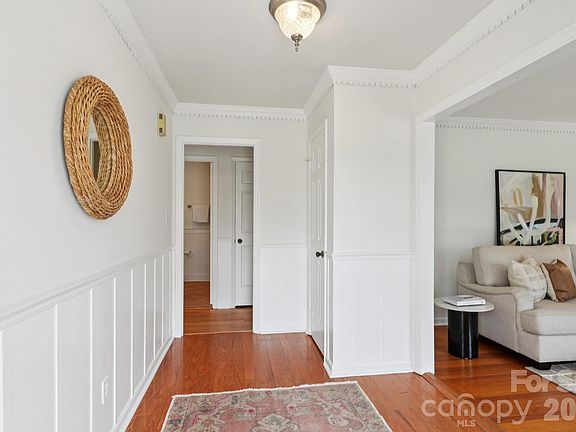4th image of 6511 Brynwood Dr
