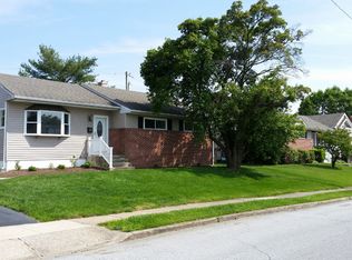 119 W Chelton Rd, Brookhaven, PA 19015