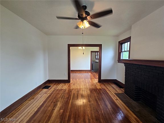 5th image of 1541 Central Ave
