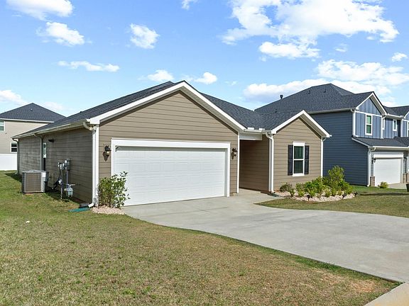 2nd image of 117 Hazelcroft Dr