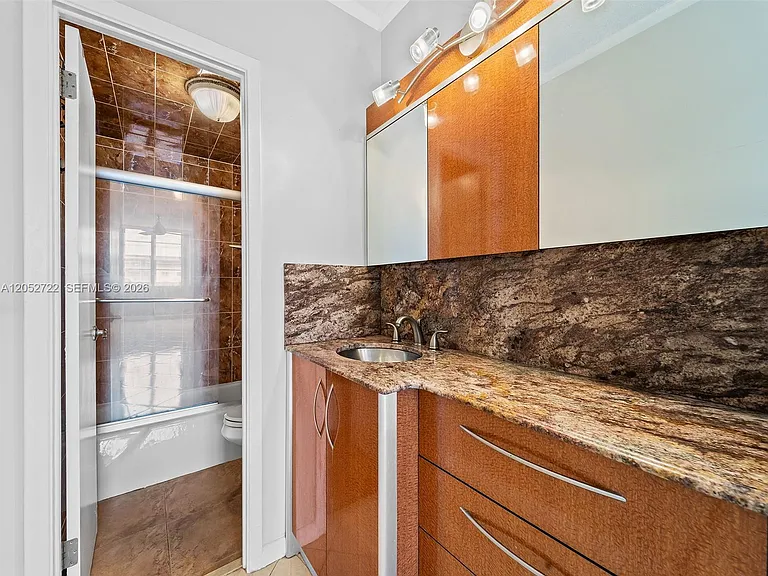 500 Bayview Dr #1421 — Photo 11
