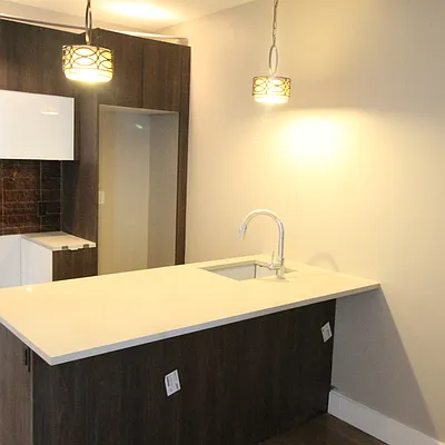 Rented by Nooklyn NYC LLC | media 12