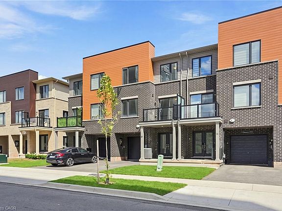3rd image of 19 Roxanne Dr #119