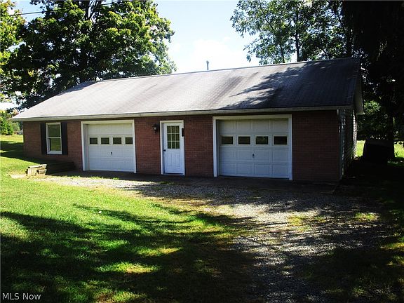4th image of 46938 Almar Cir E