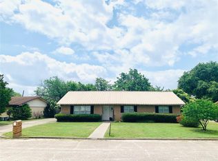 1408 Hummingbird Dr, Hillsboro, TX 76645