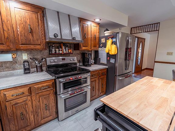 5th image of 215041 COUNTY ROAD KK