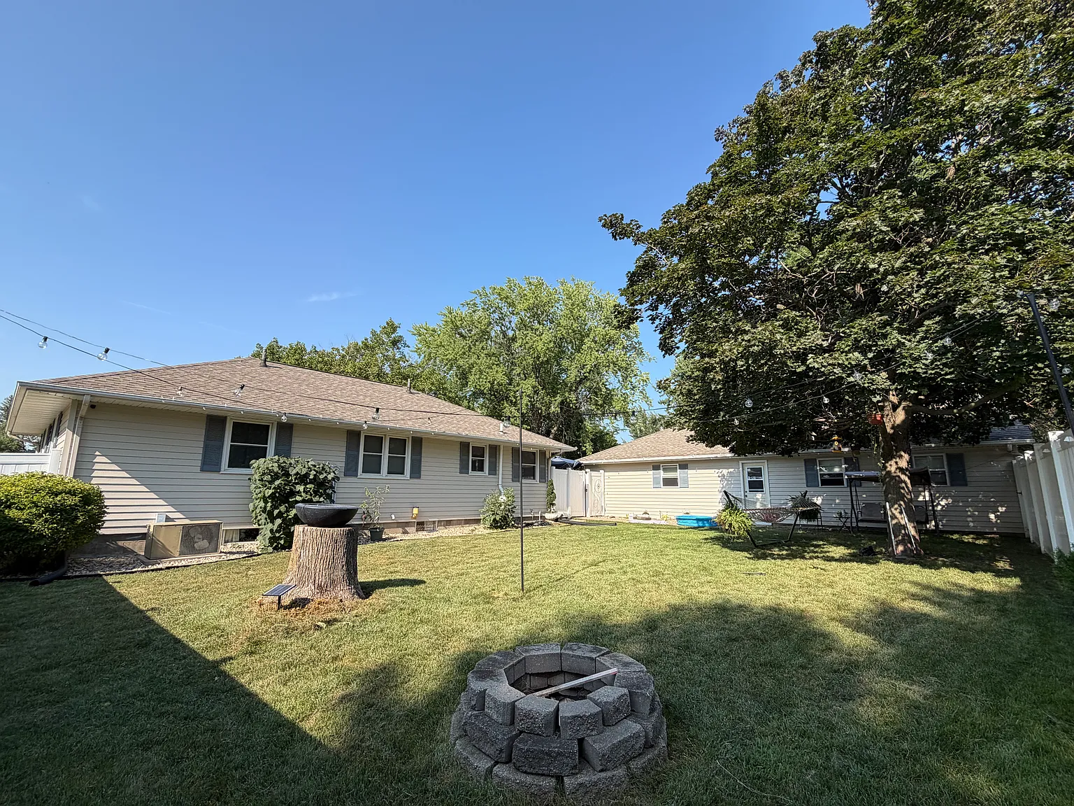 2 bed, 1707 sqft, $1,700 — Photo 4