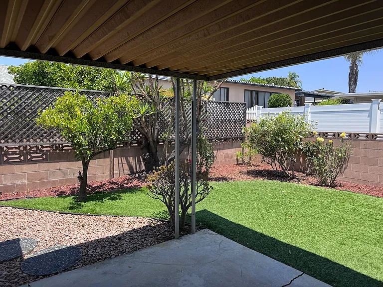 914 La Fiesta Way — Photo 26