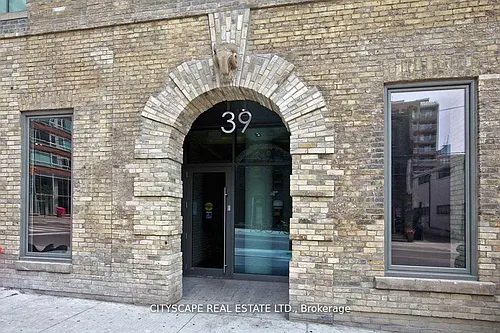 39 Sherbourne St #703 Photo 1