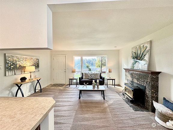 5th image of 217 Lake Louise Drive SW #A&B