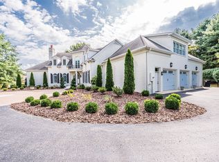 225 Rivergreen Ln, Bowling Green, KY 42103