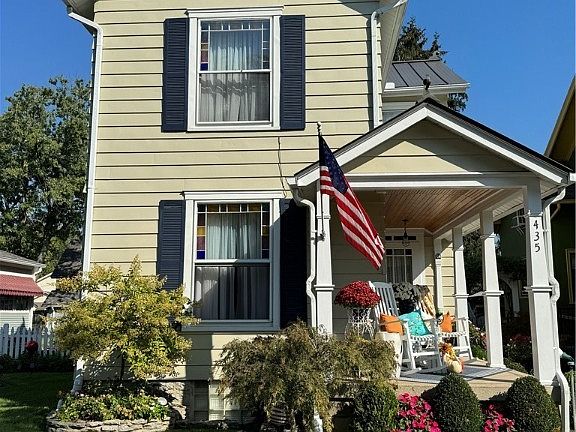 2nd image of 435 Montgomery St