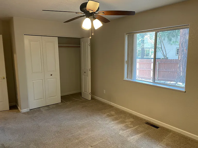 2559 S Rocking Horse Ln — Photo 34