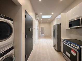 606 Onderdonk Ave #2L, Ridgewood, NY 11385