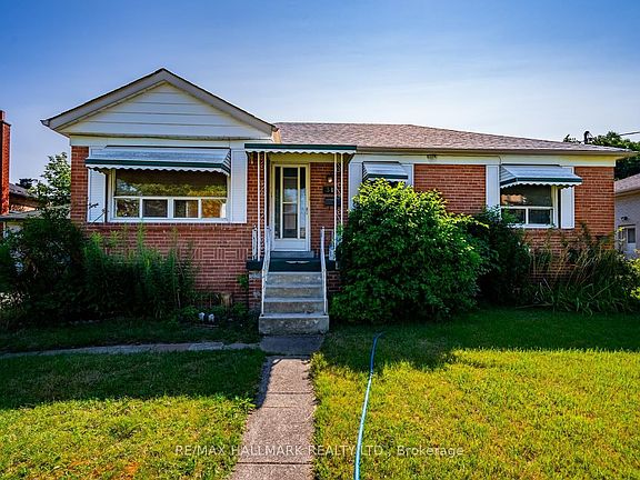 3rd image of 31 Frimette Cres