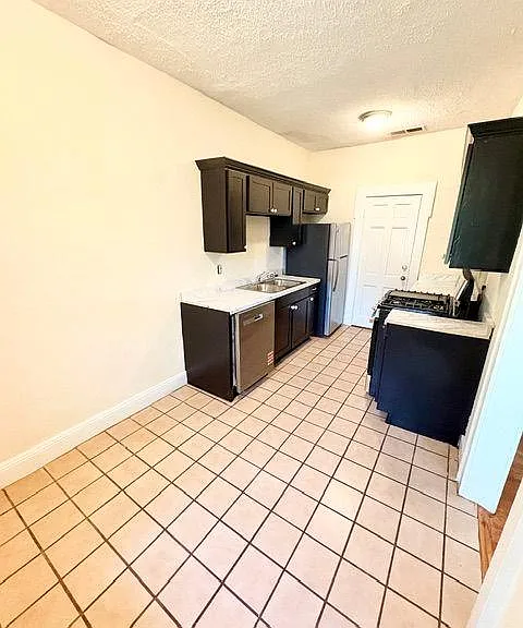 71 Maddox Dr NE #10 — Photo 5
