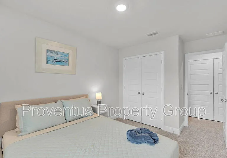 5724 Sandy Walk St — Photo 16