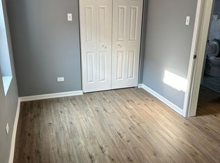 6439 W 28th St #1, Berwyn, IL 60402