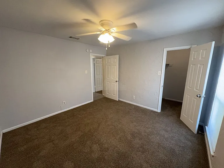 1704 Big Bend Dr — Photo 15