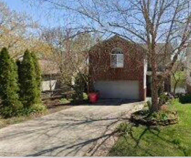 1st image of 328 Village Dr