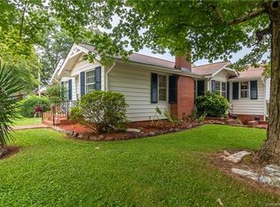802 E Front St, Statesville, NC 28677