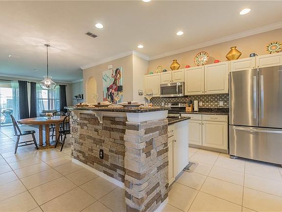 3rd image of 2166 White Bird Way