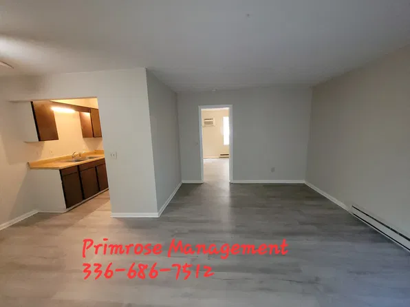 2705 McArthur Dr, Greensboro, NC 27406