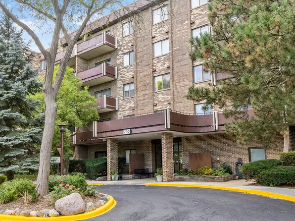700 Wellington Ave Unit 509, Elk Grove Village, IL 60007
