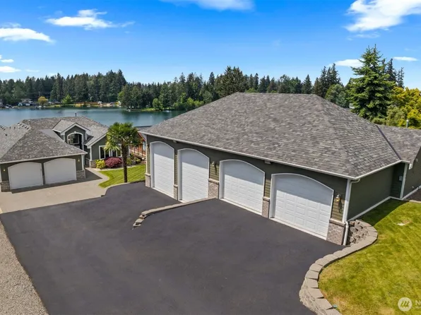 1106 184th Avenue Ct E, Lake Tapps, WA 98391