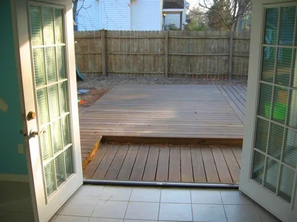 501 Carl St, Norfolk, VA 23505