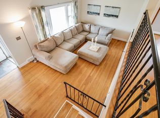 29748 Mark Ln, Livonia, MI 48152