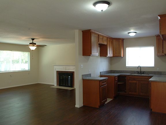 4th image of 4209 22nd Ave