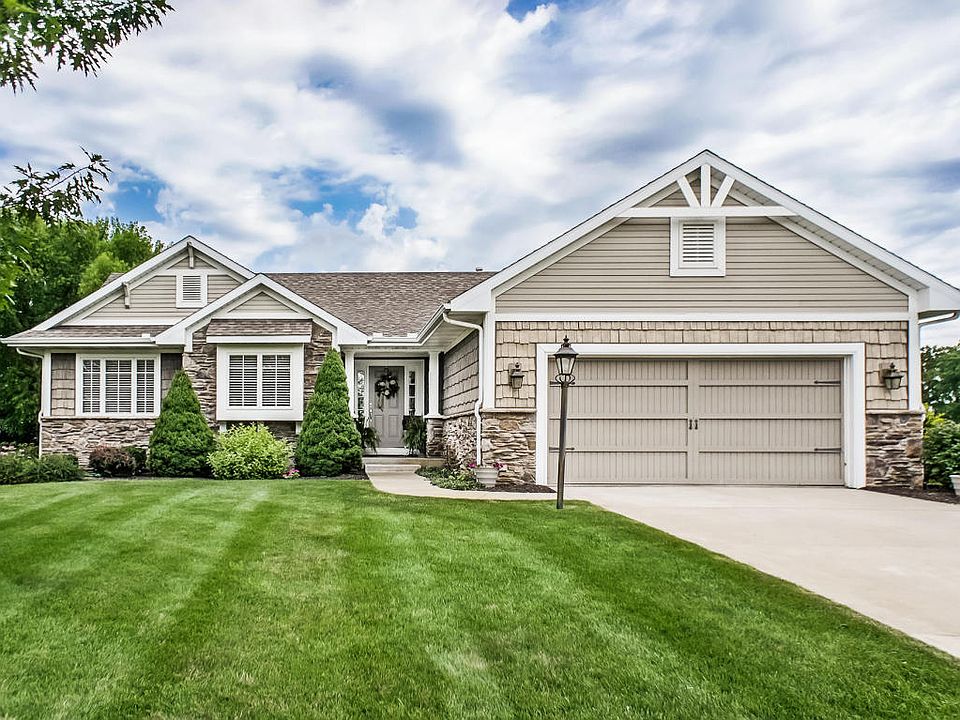 1st image of 123 Churchill Ln