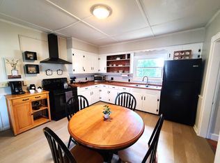 30 Boutelle Ave APT 2, Waterville, ME 04901