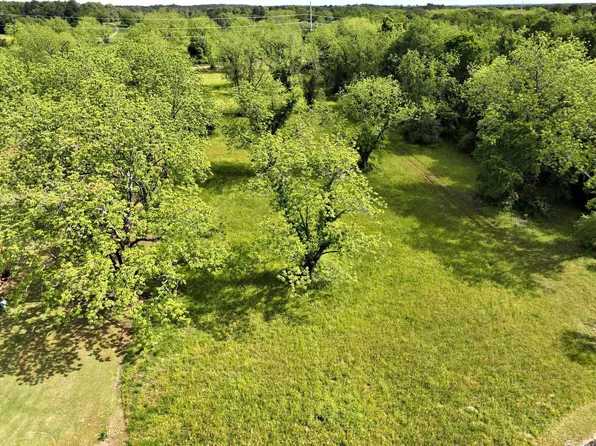 Pecan Meadows Dr, De Queen, AR 71832