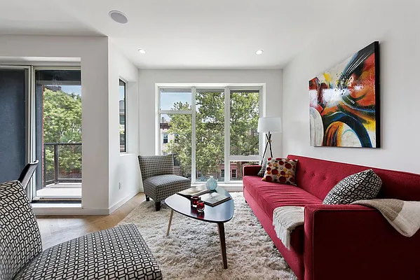 Sold by Nest Seekers International | media 19