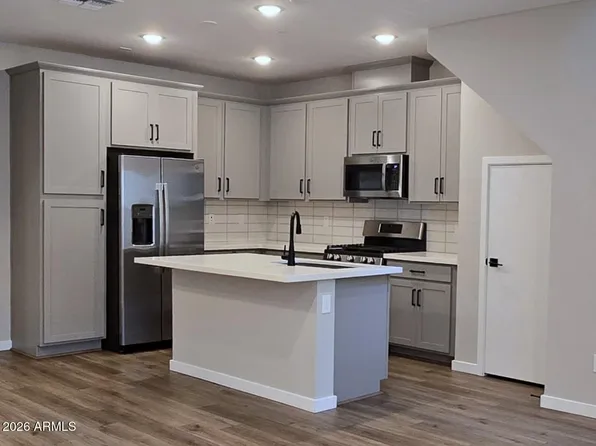 740 E LARK Street #102, Gilbert, AZ 85297
