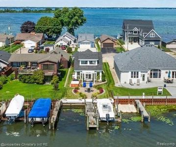 32546 N River Rd, Harrison Township, MI, 48045