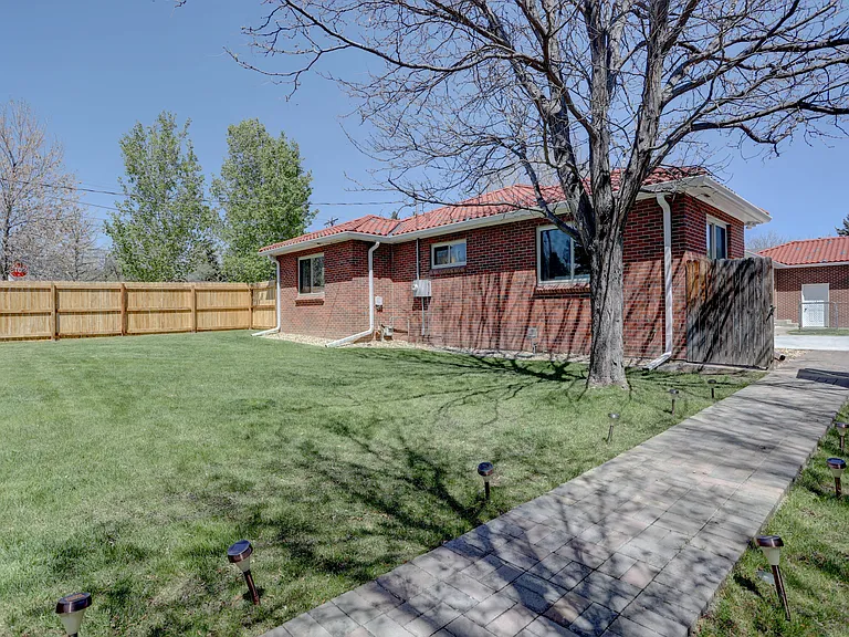 6306 W 32nd Ave — Photo 5