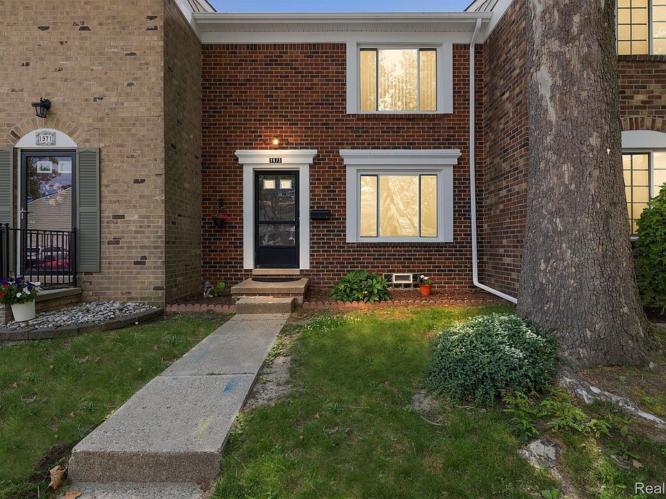 1st image of 1973 Seabright Ct #285