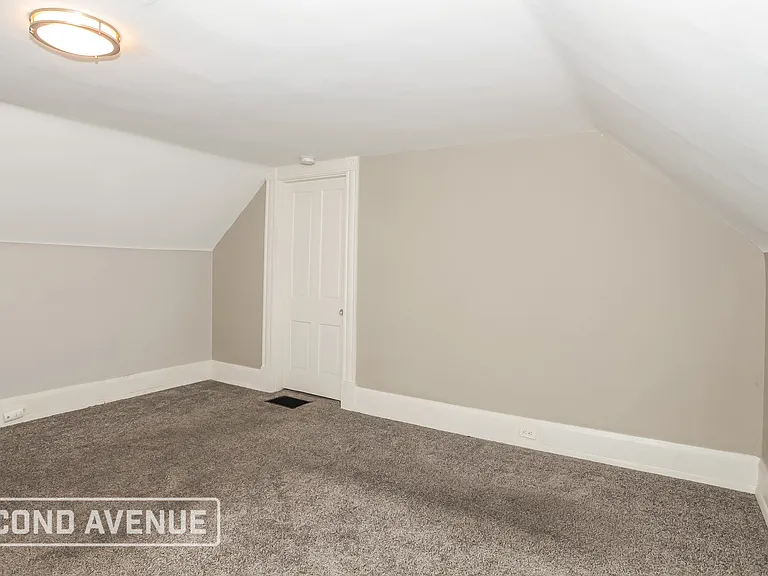 1233 Dewey Ave — Photo 17